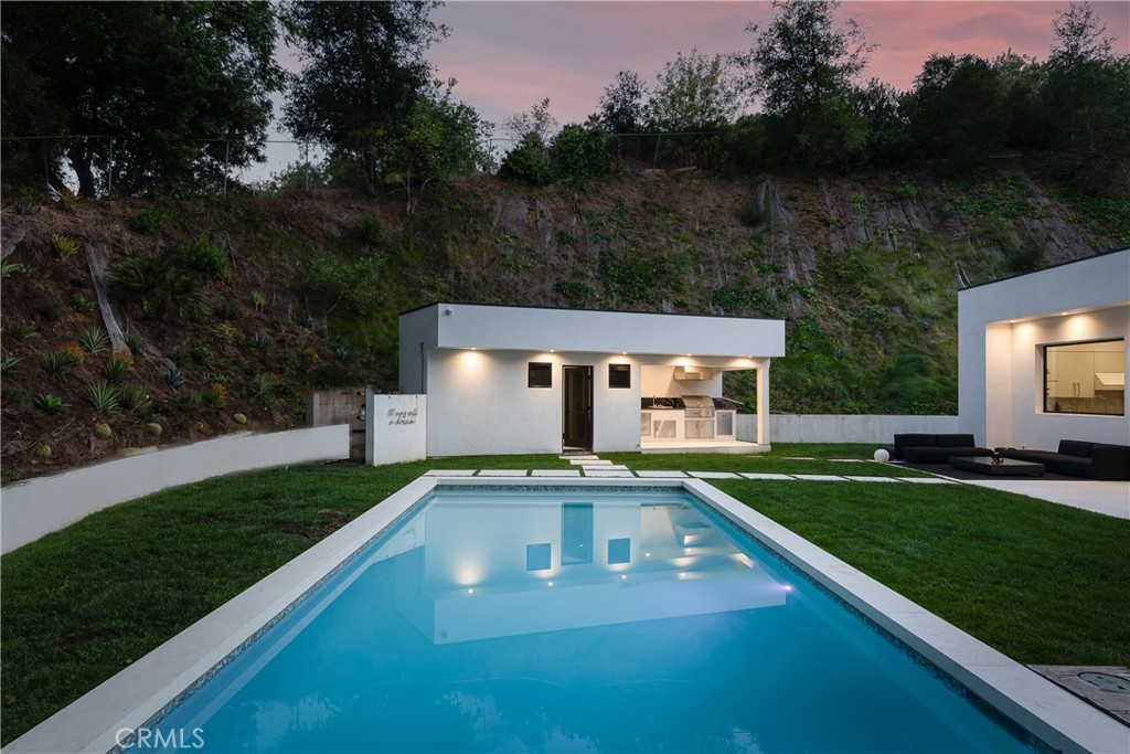 9924 Liebe Drive