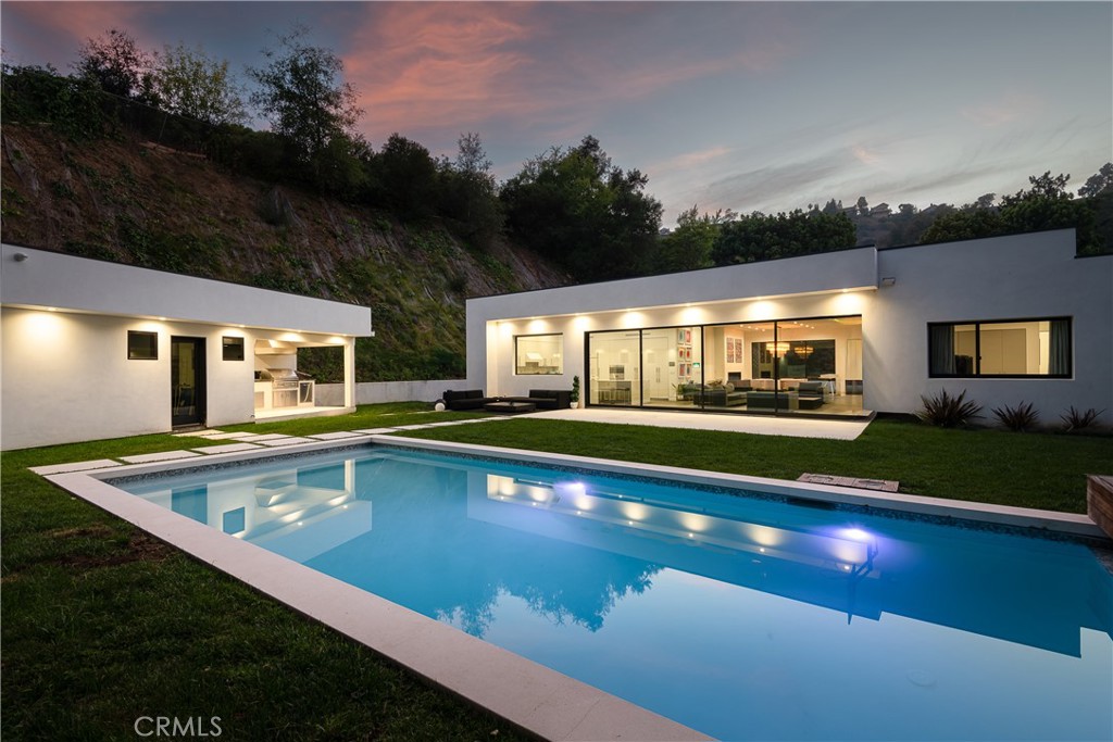 9924 Liebe Drive
