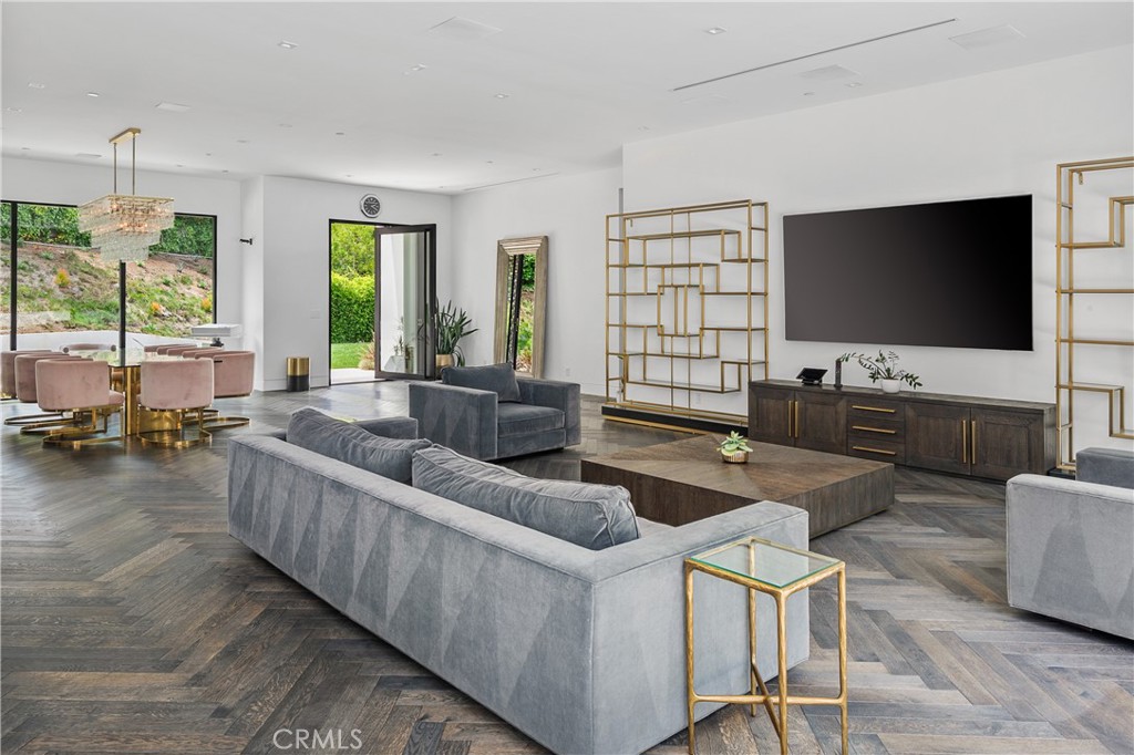 9924 Liebe Drive
