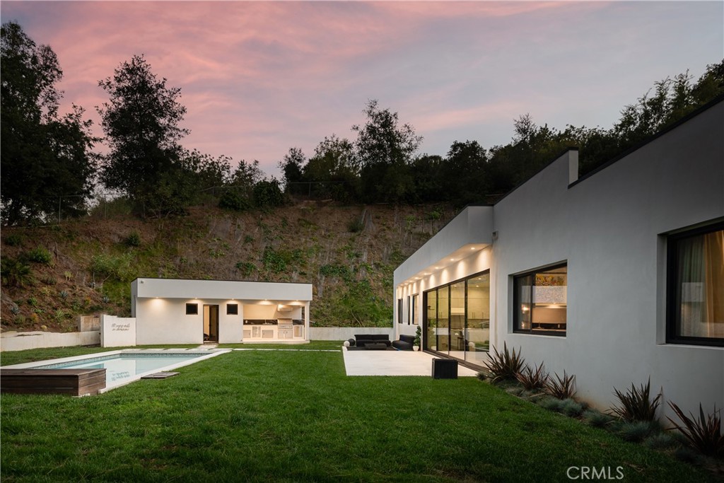 9924 Liebe Drive