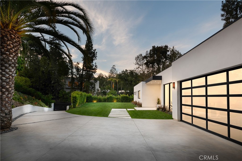 9924 Liebe Drive