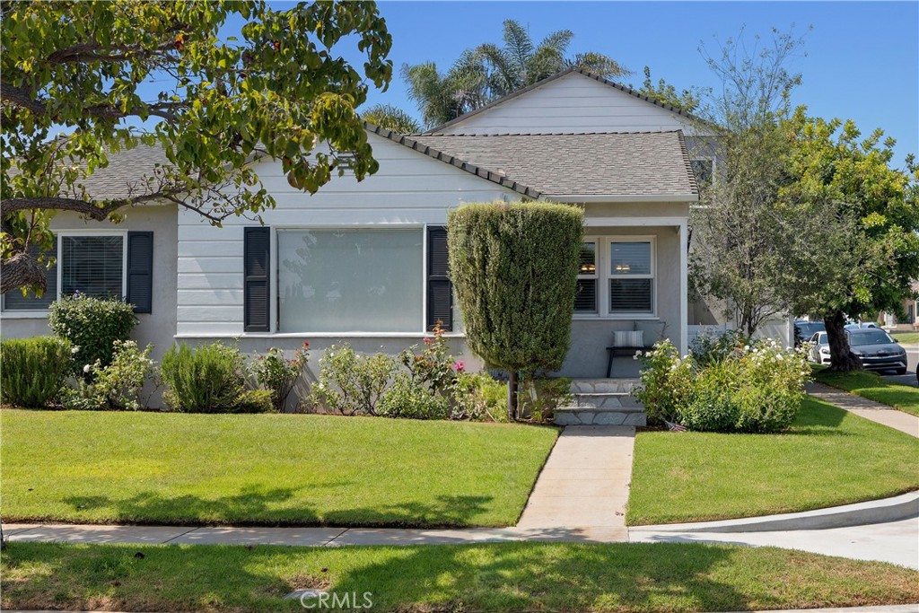 2209 Faymont Avenue