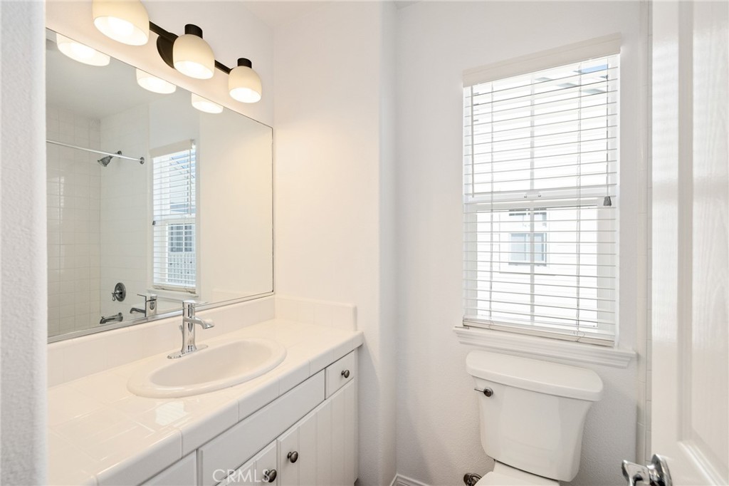 1800 S Pacific Coast Highway 59