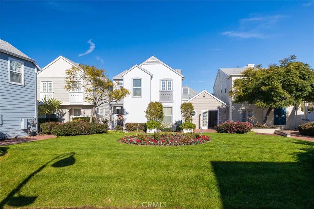 1800 S Pacific Coast Highway 59