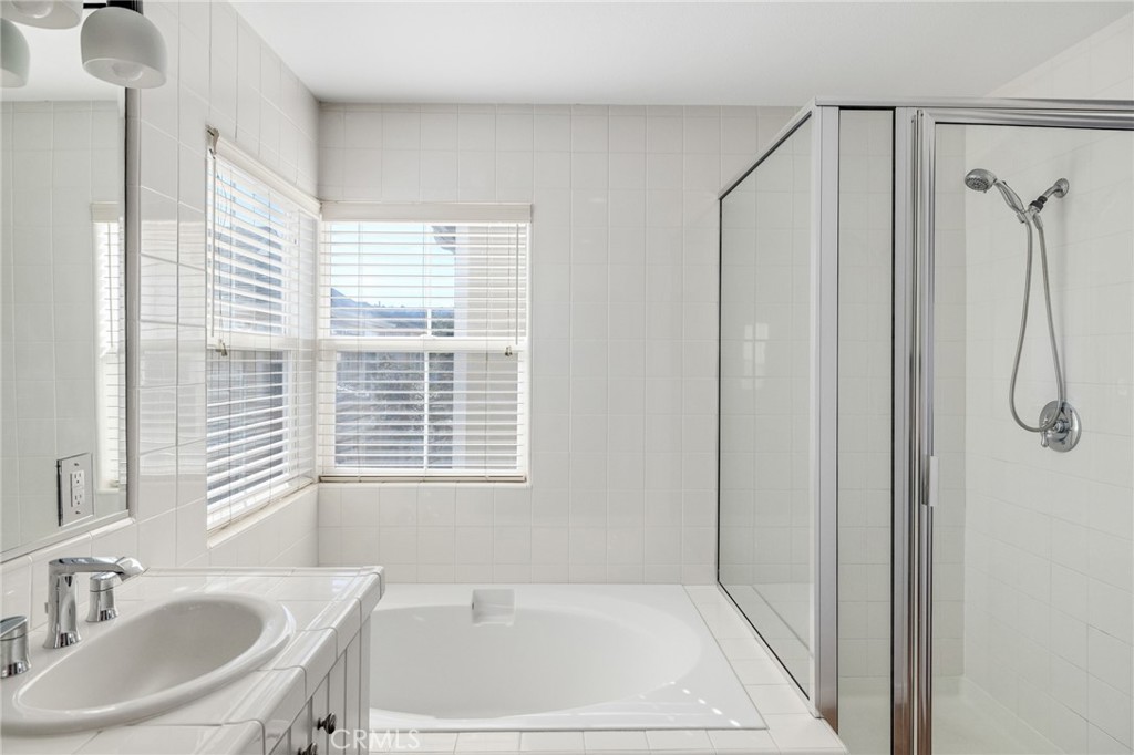 1800 S Pacific Coast Highway 59