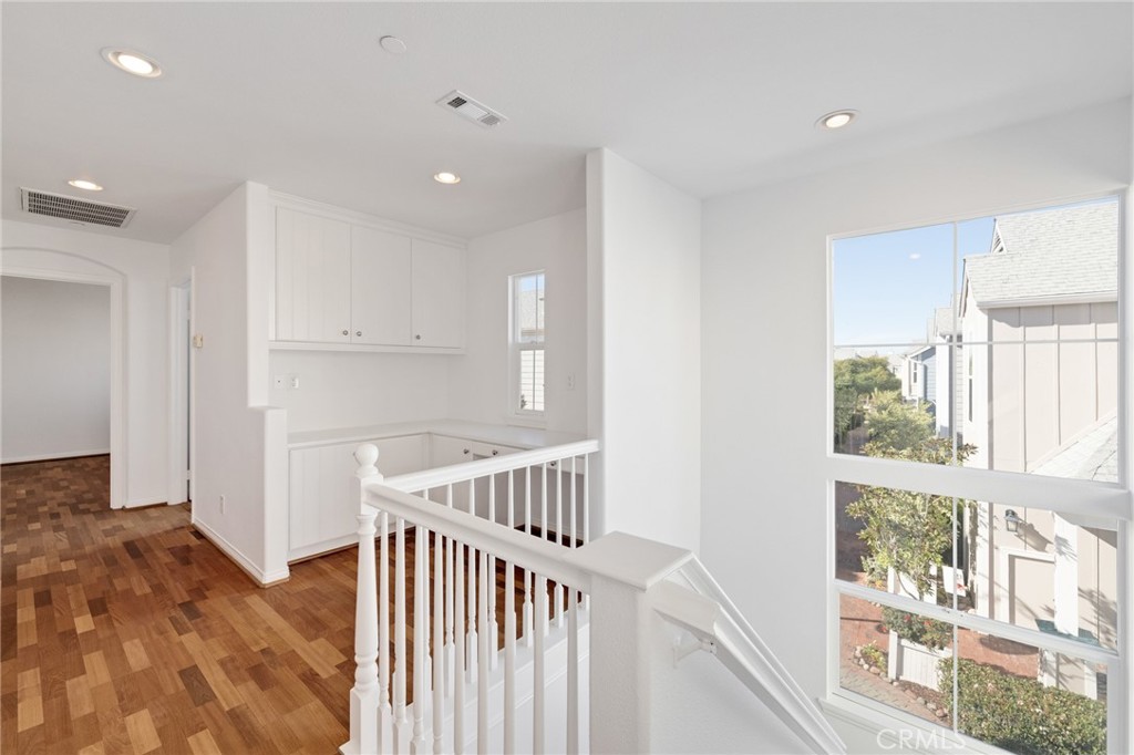 1800 S Pacific Coast Highway 59