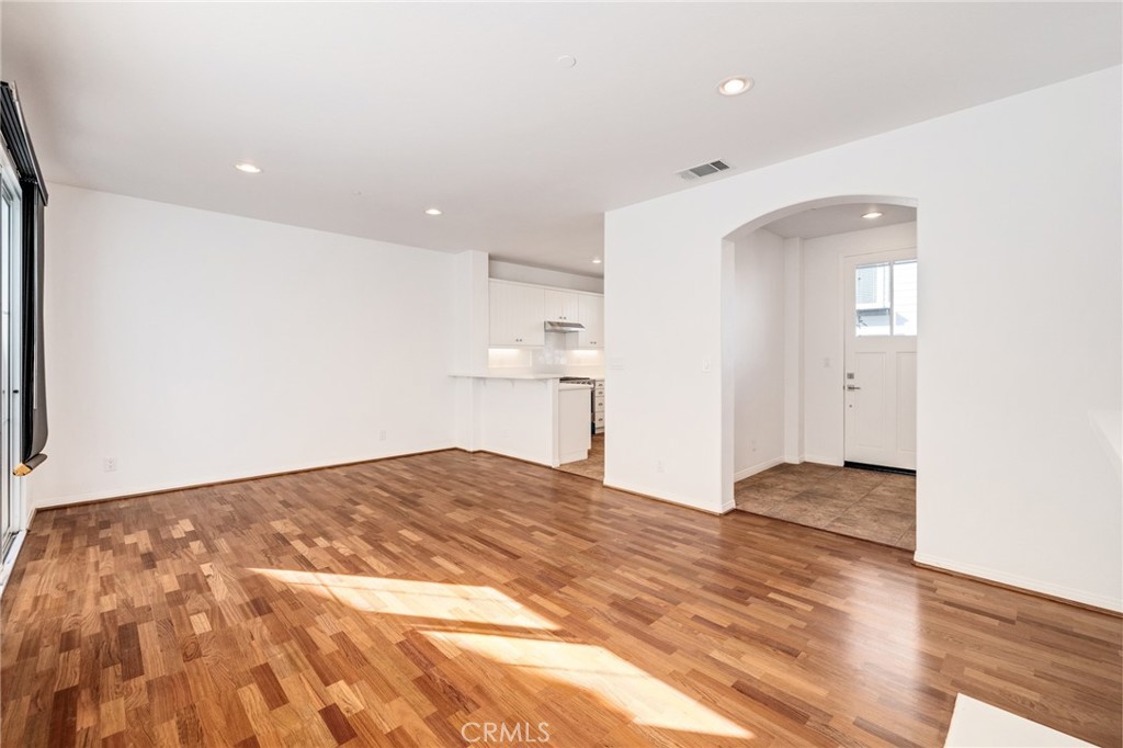 1800 S Pacific Coast Highway 59