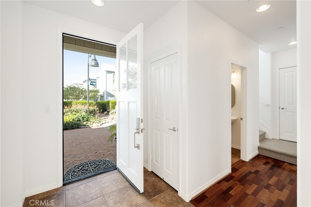 1800 S Pacific Coast Highway 59