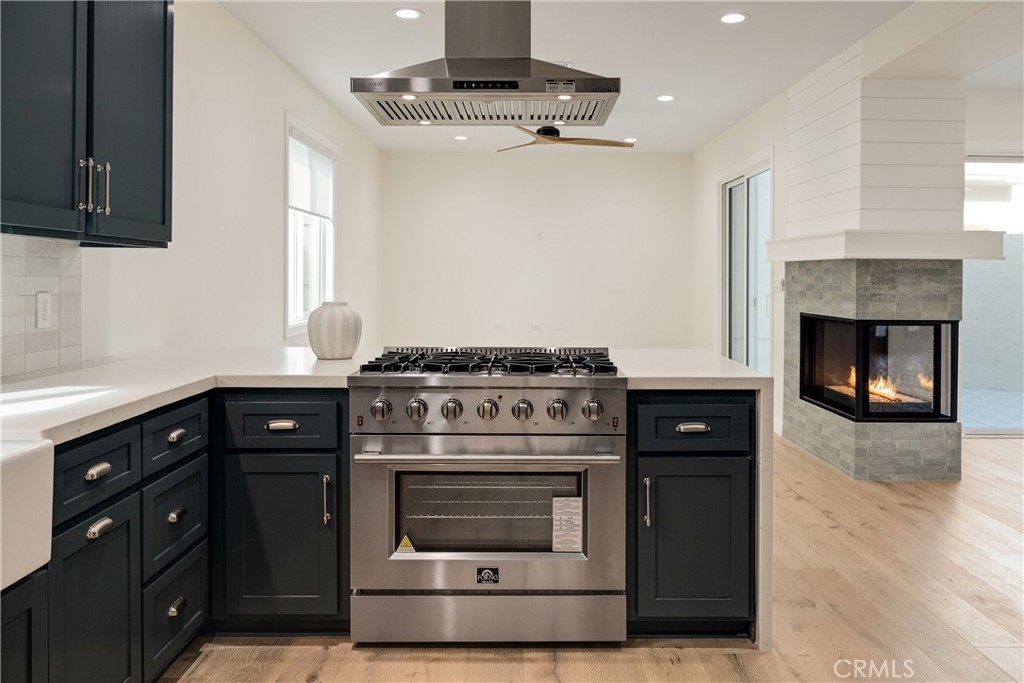 1707 Marshallfield A