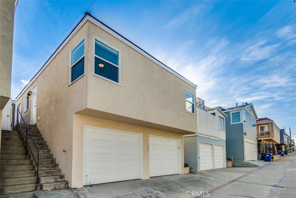 439 Longfellow