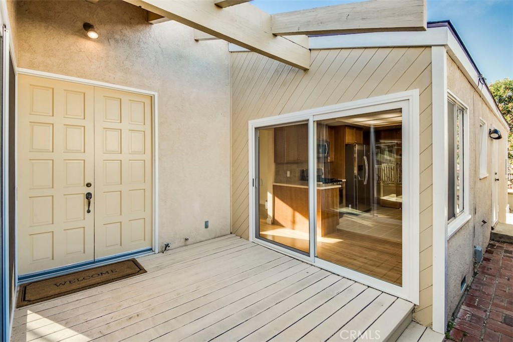 439 Longfellow