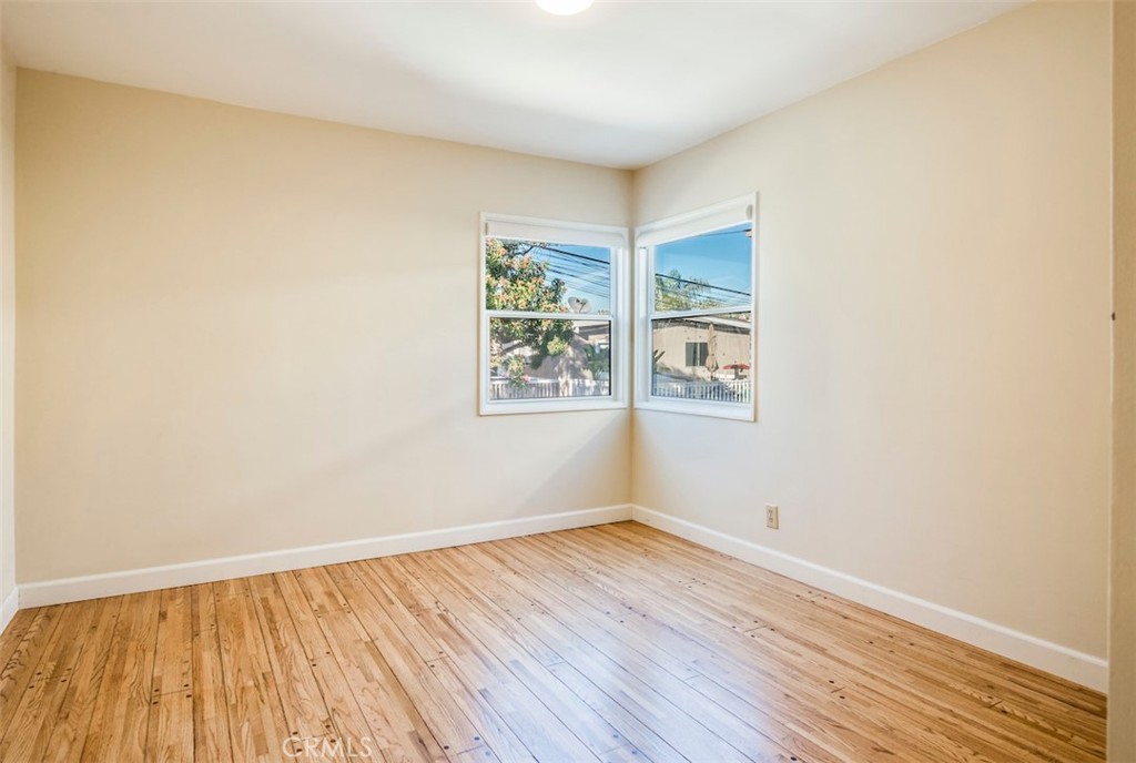 439 Longfellow