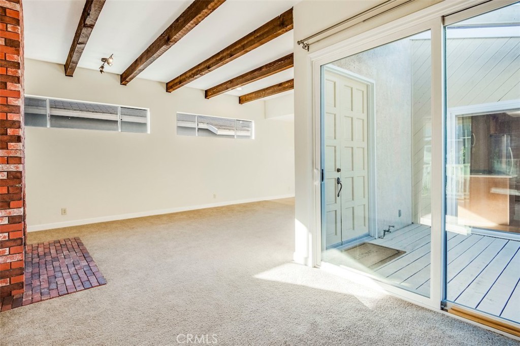 439 Longfellow