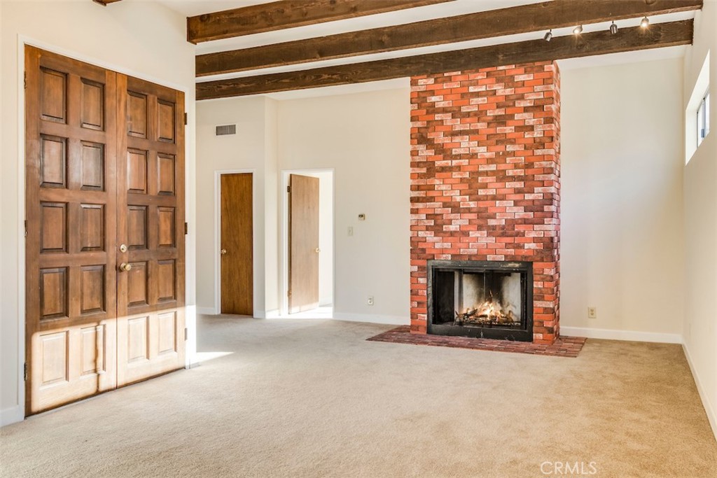 439 Longfellow