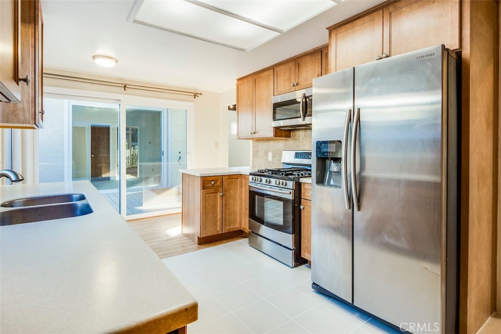 439 Longfellow