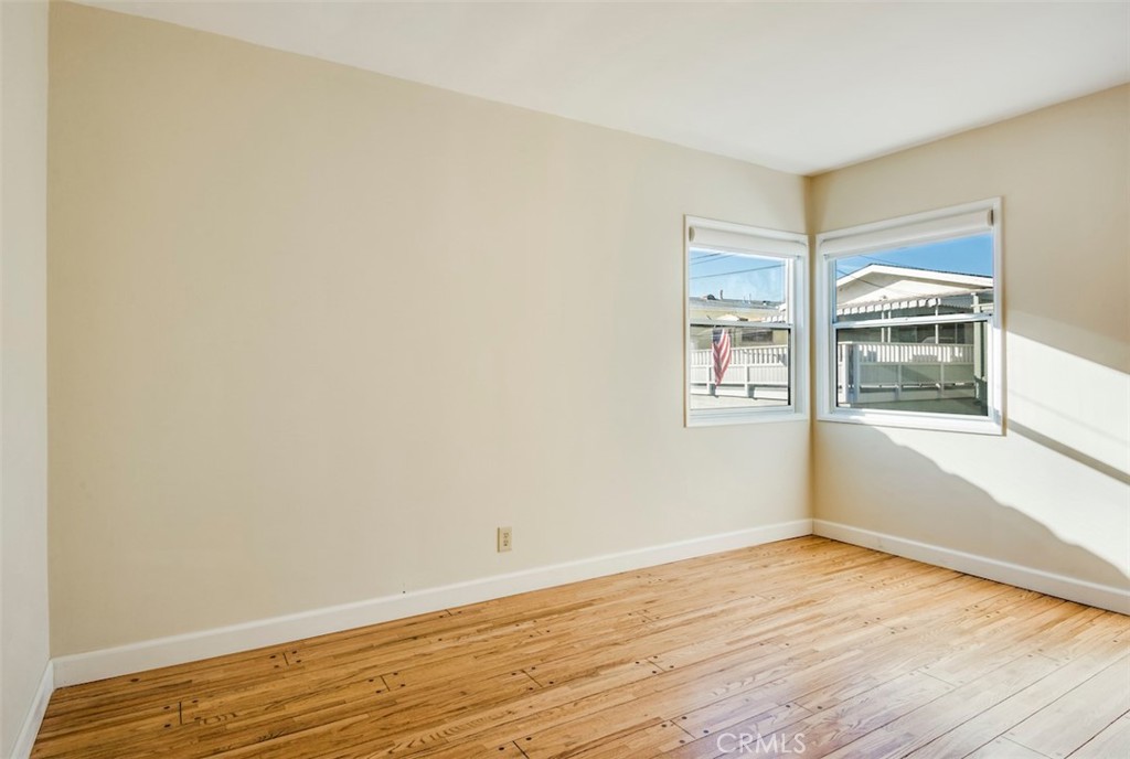 439 Longfellow