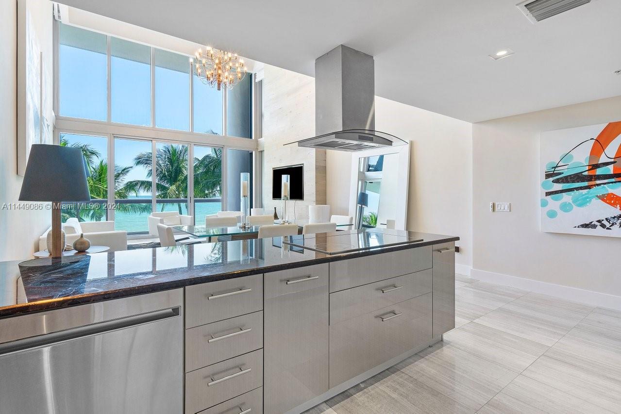 6899 Collins Ave Unit: 404