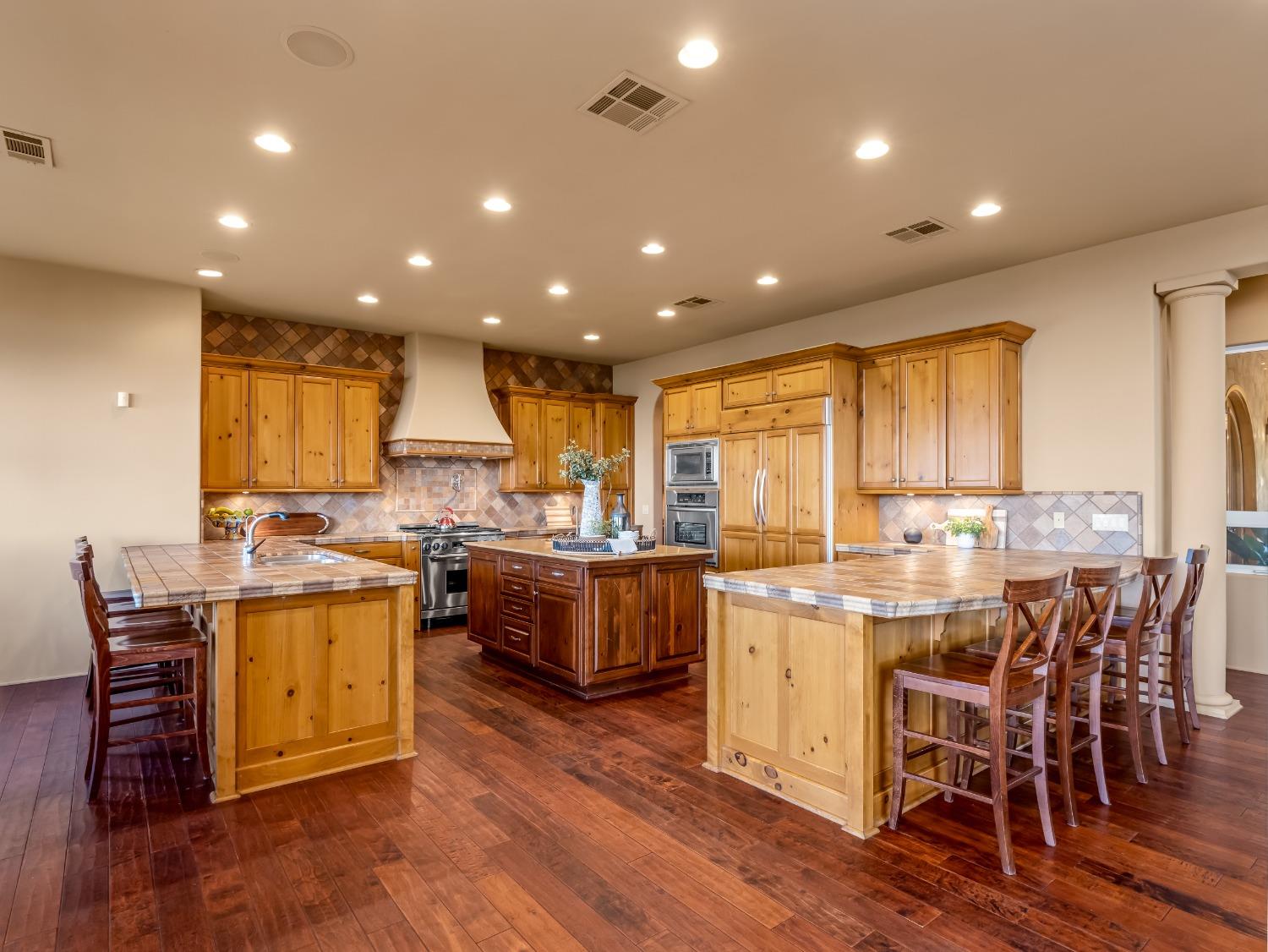 4140 W Alluvial Avenue