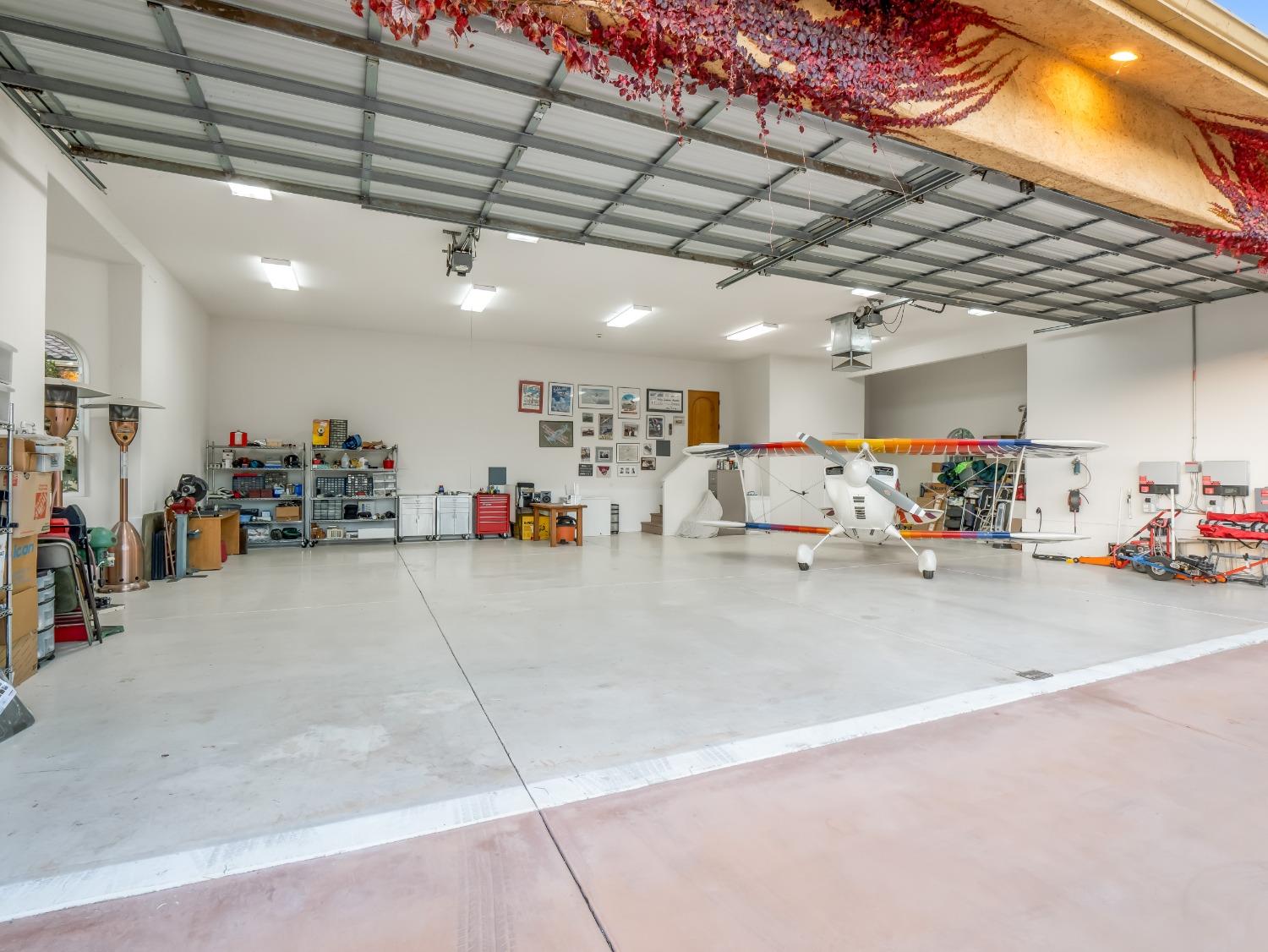4140 W Alluvial Avenue