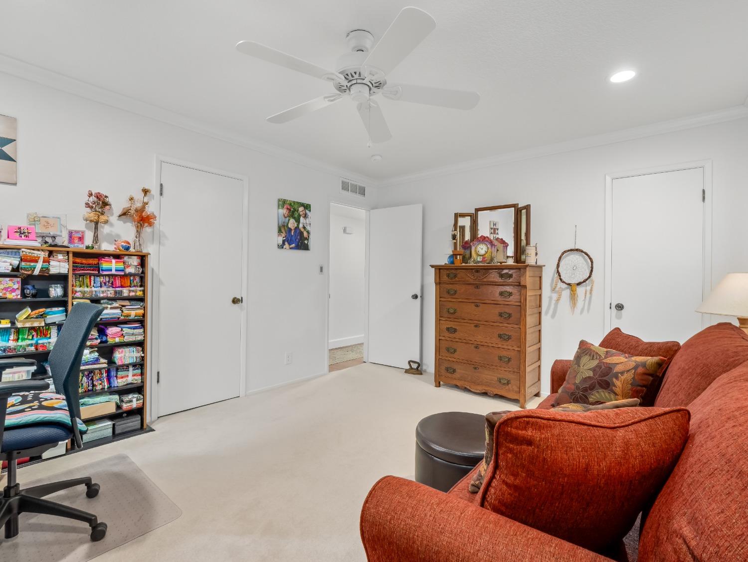 2848 W Locust Avenue