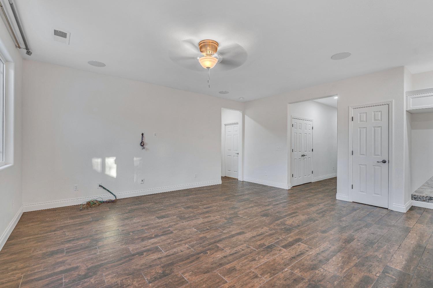 3039 Wrenwood Avenue