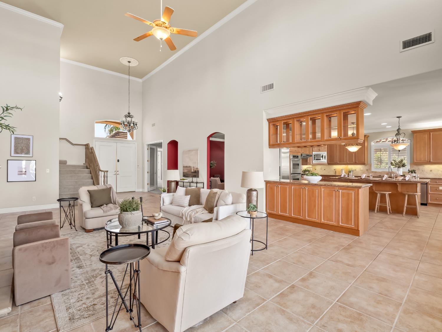 2567 W Lake Van Ness Circle