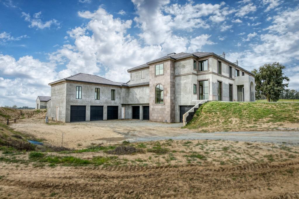 12685 N Willow Bluff