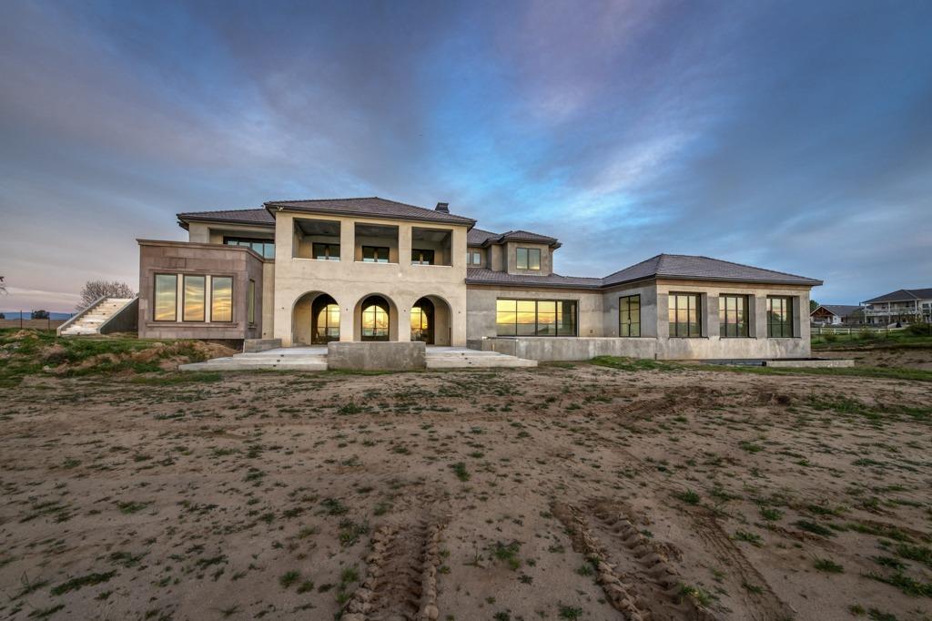 12685 N Willow Bluff