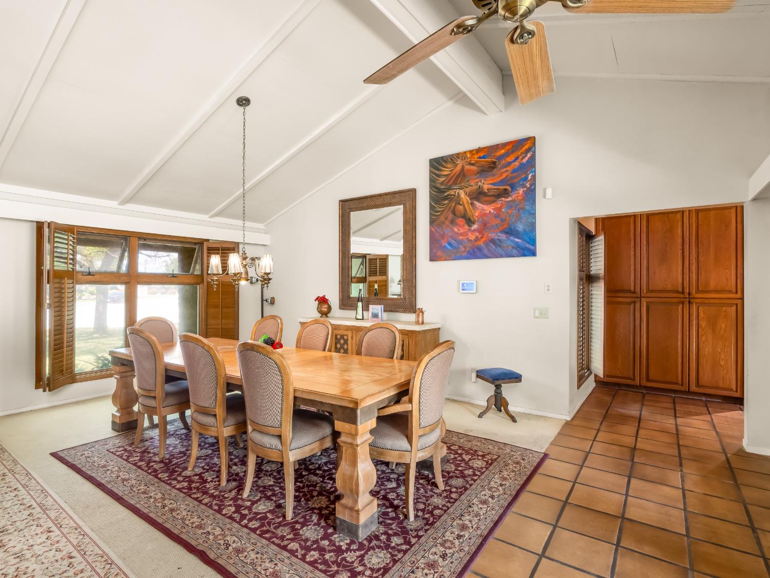 2414 Country Club Lane