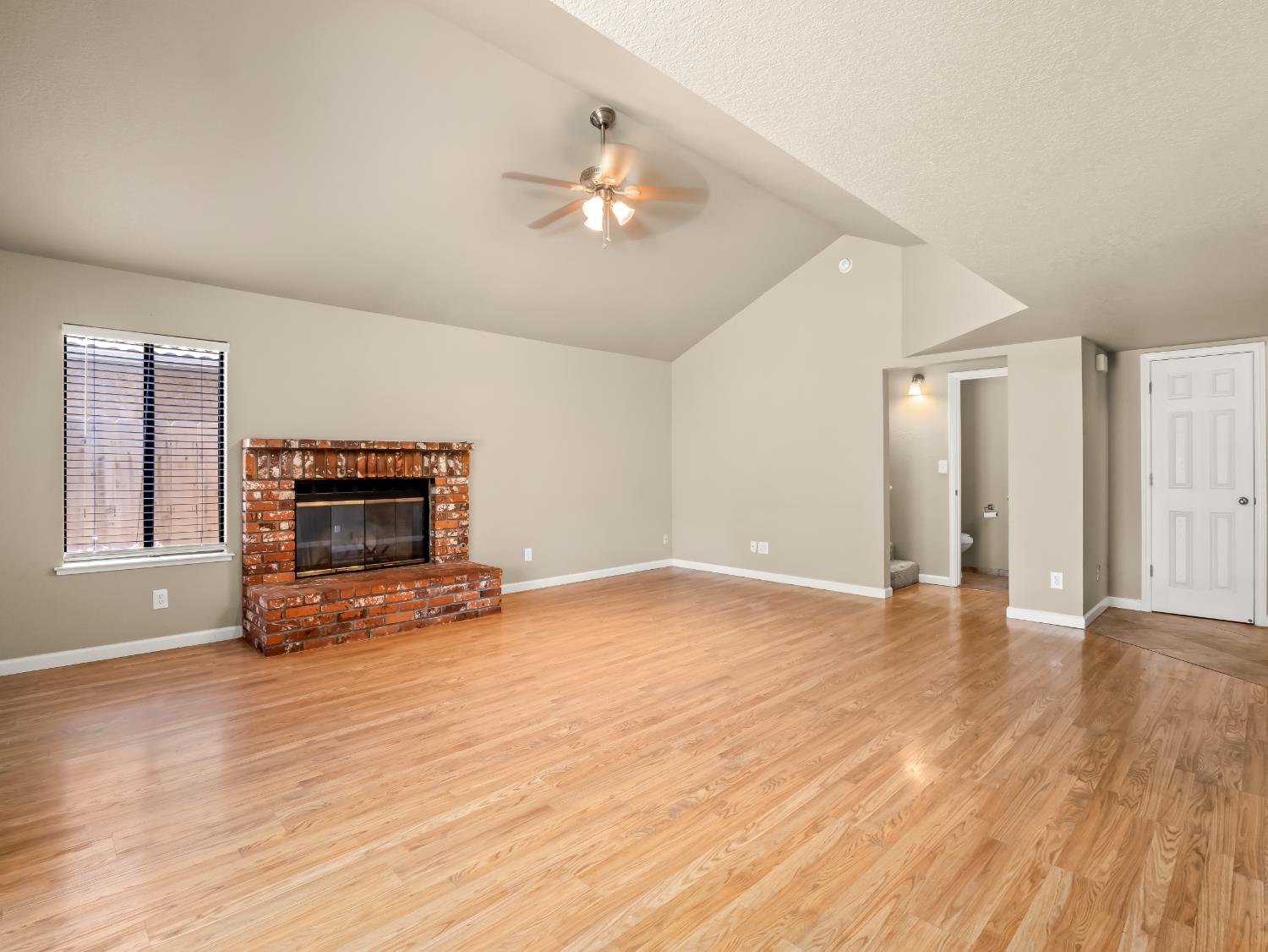 461 E Alluvial Avenue # 105
