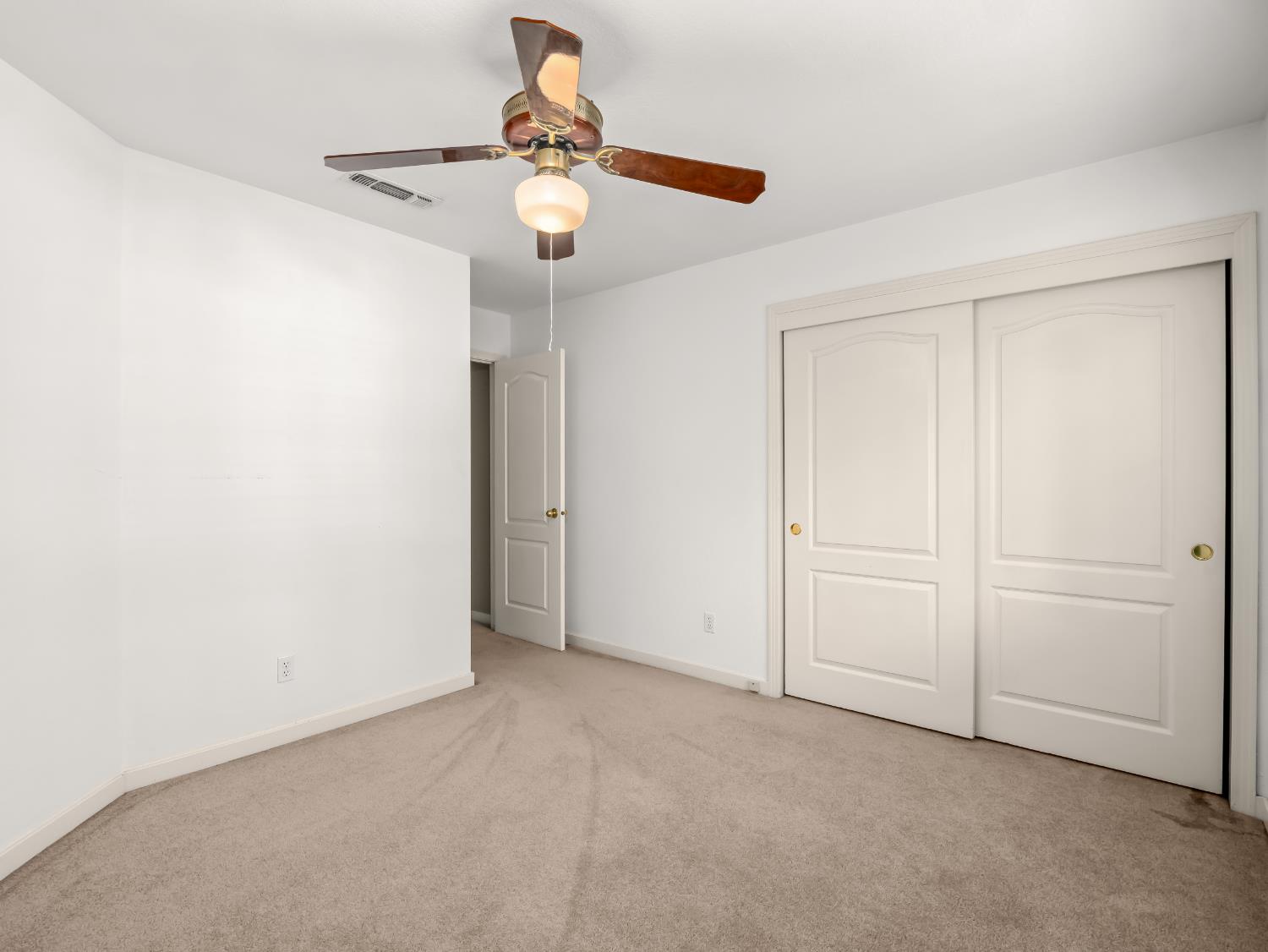 10613 N Sea Shell
