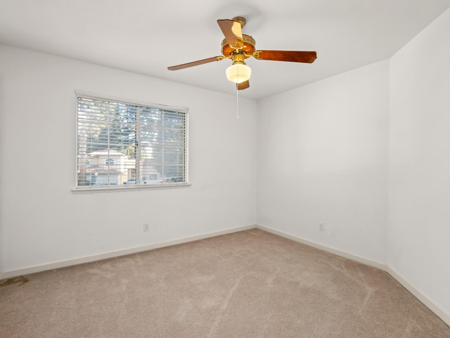 10613 N Sea Shell