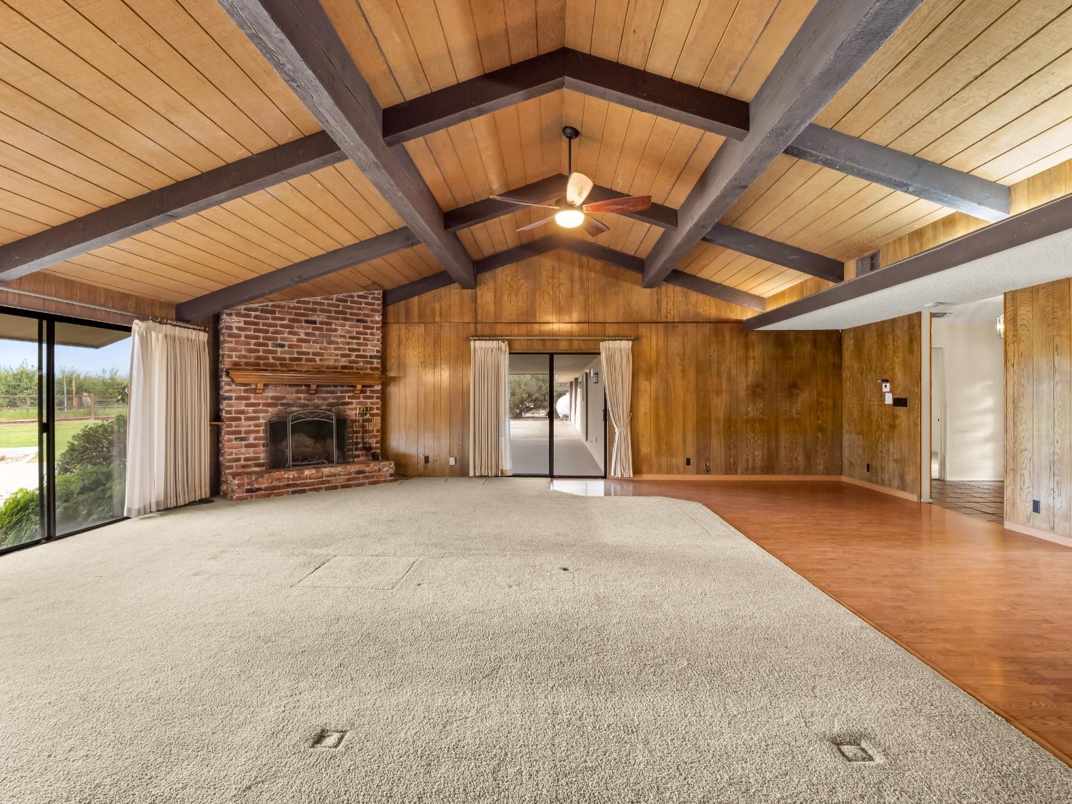 19240 E Trimmer Springs Road