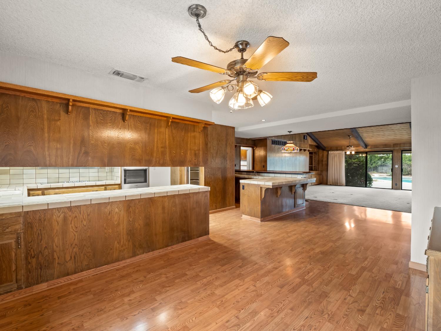 19240 E Trimmer Springs Road