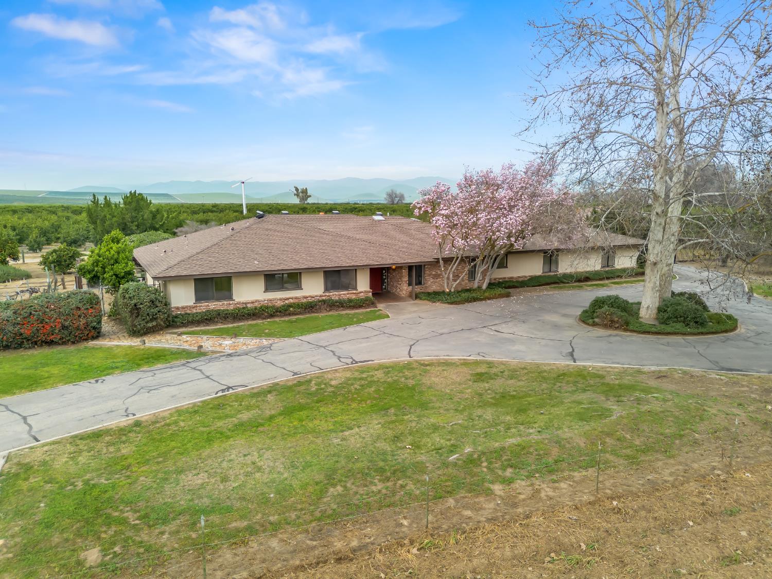 19240 E Trimmer Springs Road