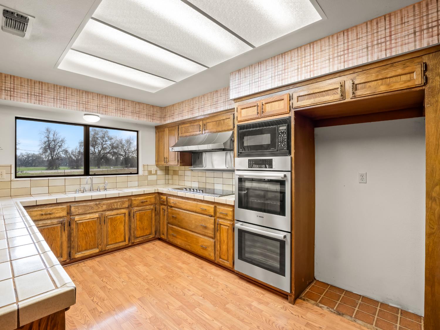 19240 E Trimmer Springs Road