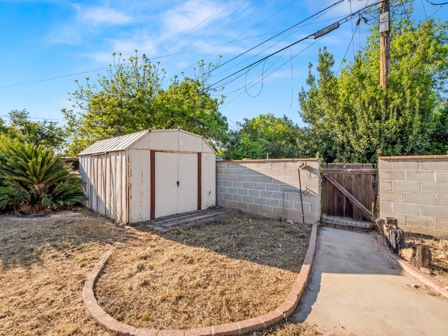 732 W Cortland Avenue