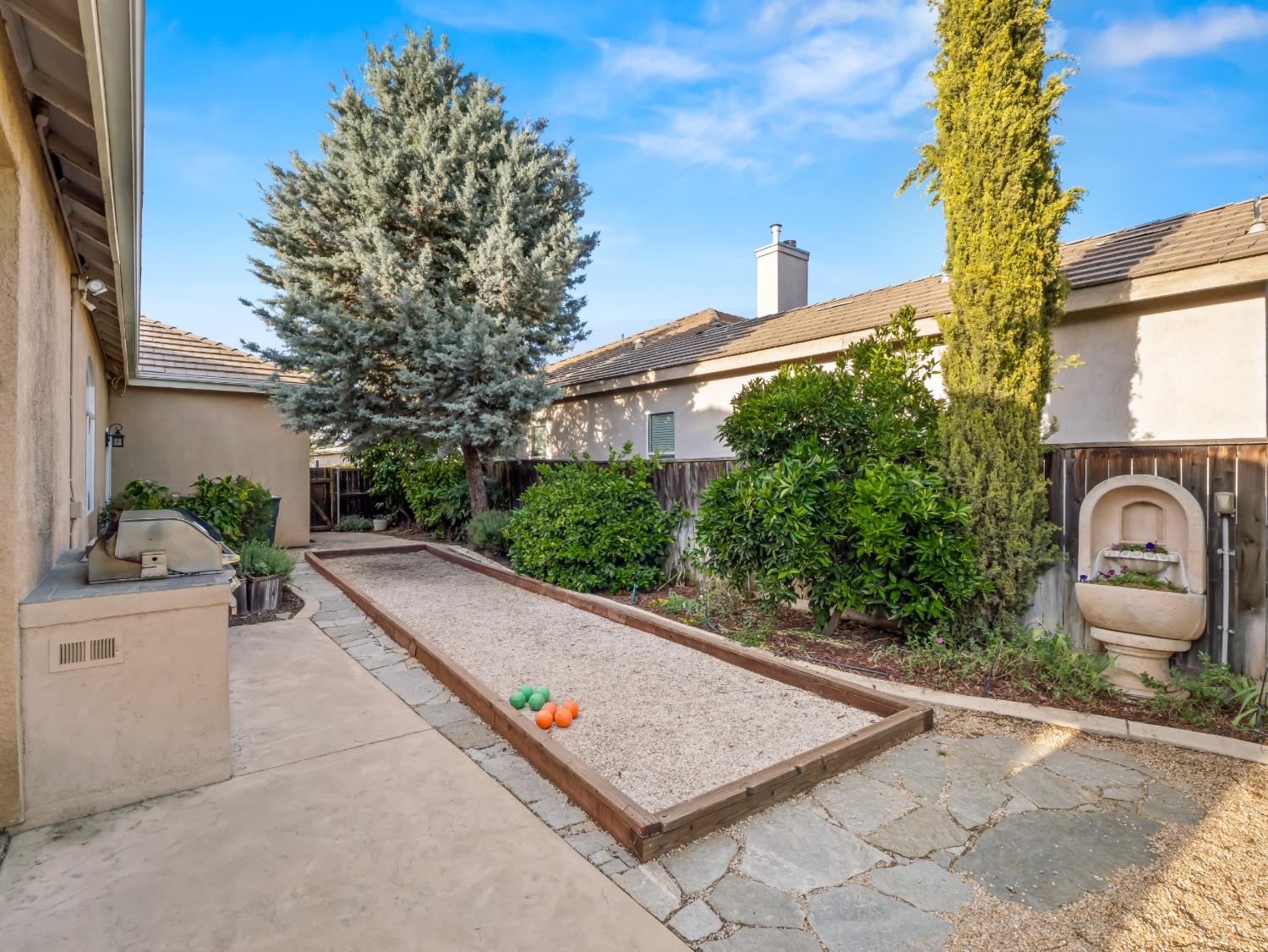 534 Heritage Avenue