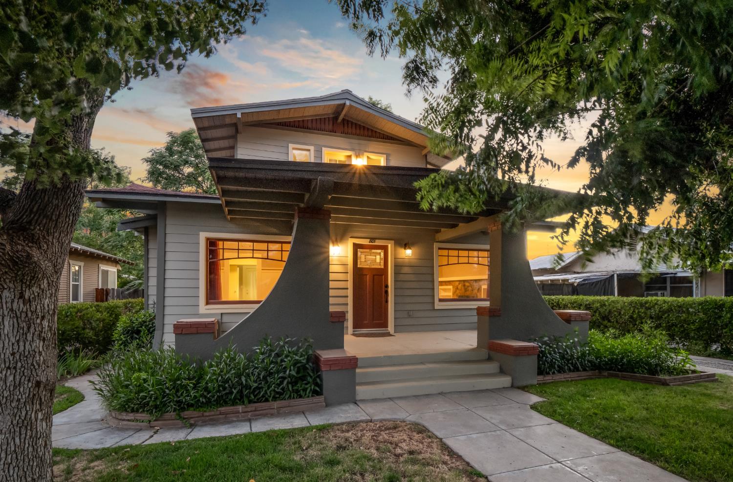 801 N Safford Avenue