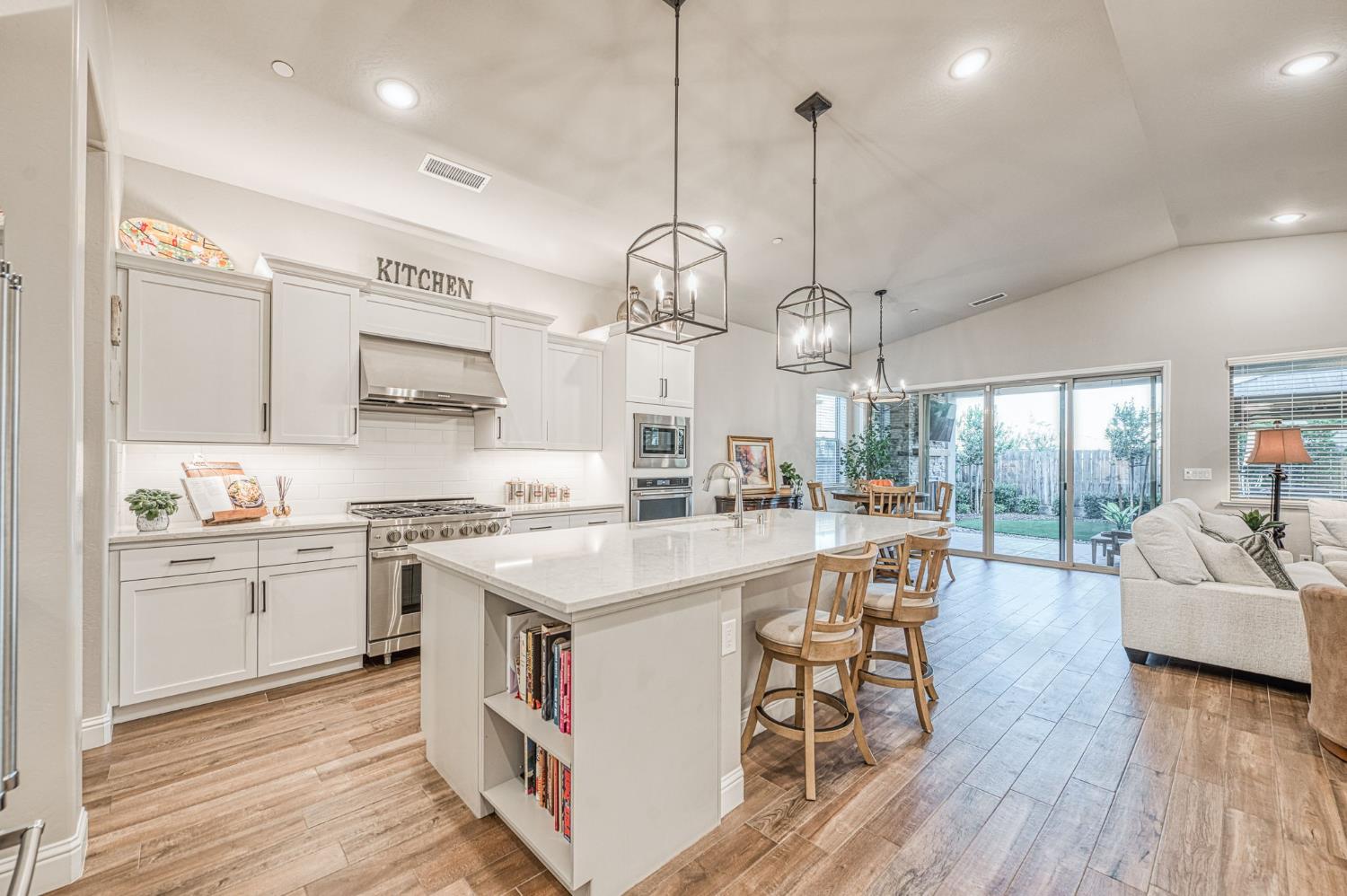11114 N Via Rimini Drive