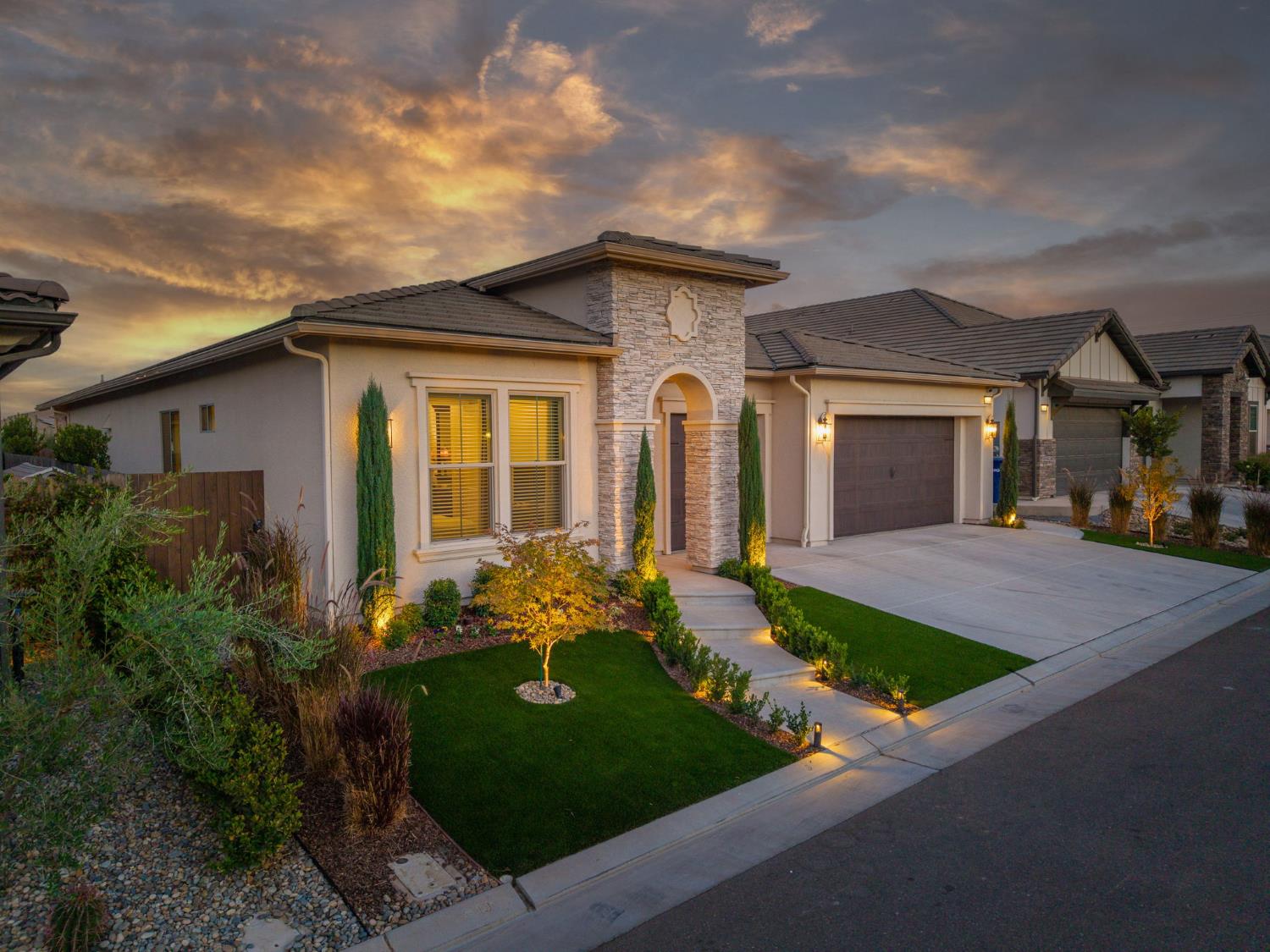 11114 N Via Rimini Drive