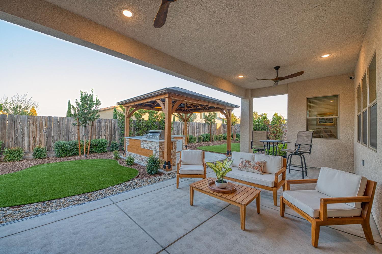 11114 N Via Rimini Drive