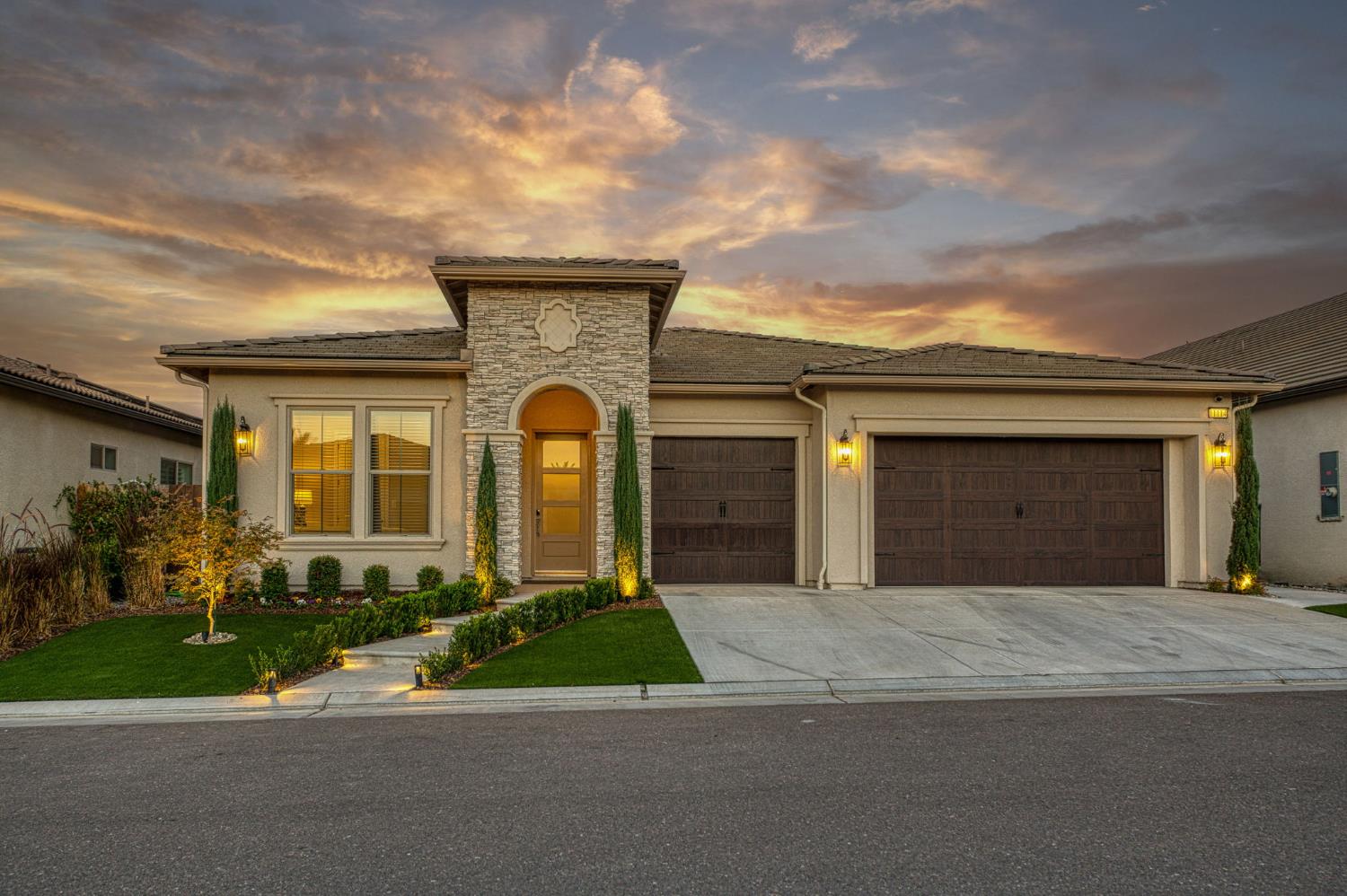 11114 N Via Rimini Drive