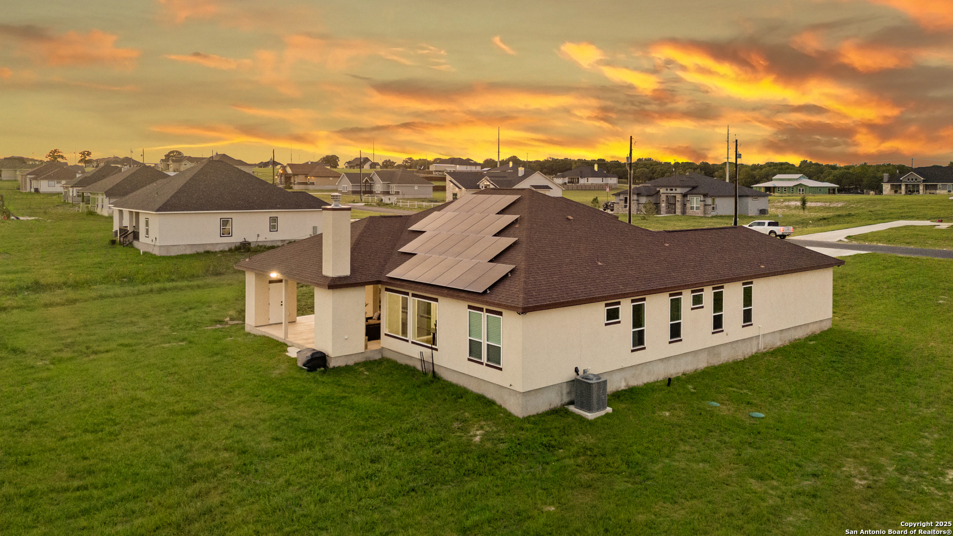 140 Summer Meadow Dr