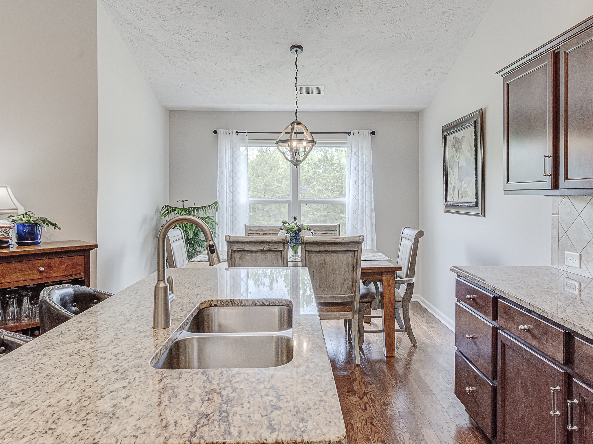 395 Devon Chase Hl Unit: 6402