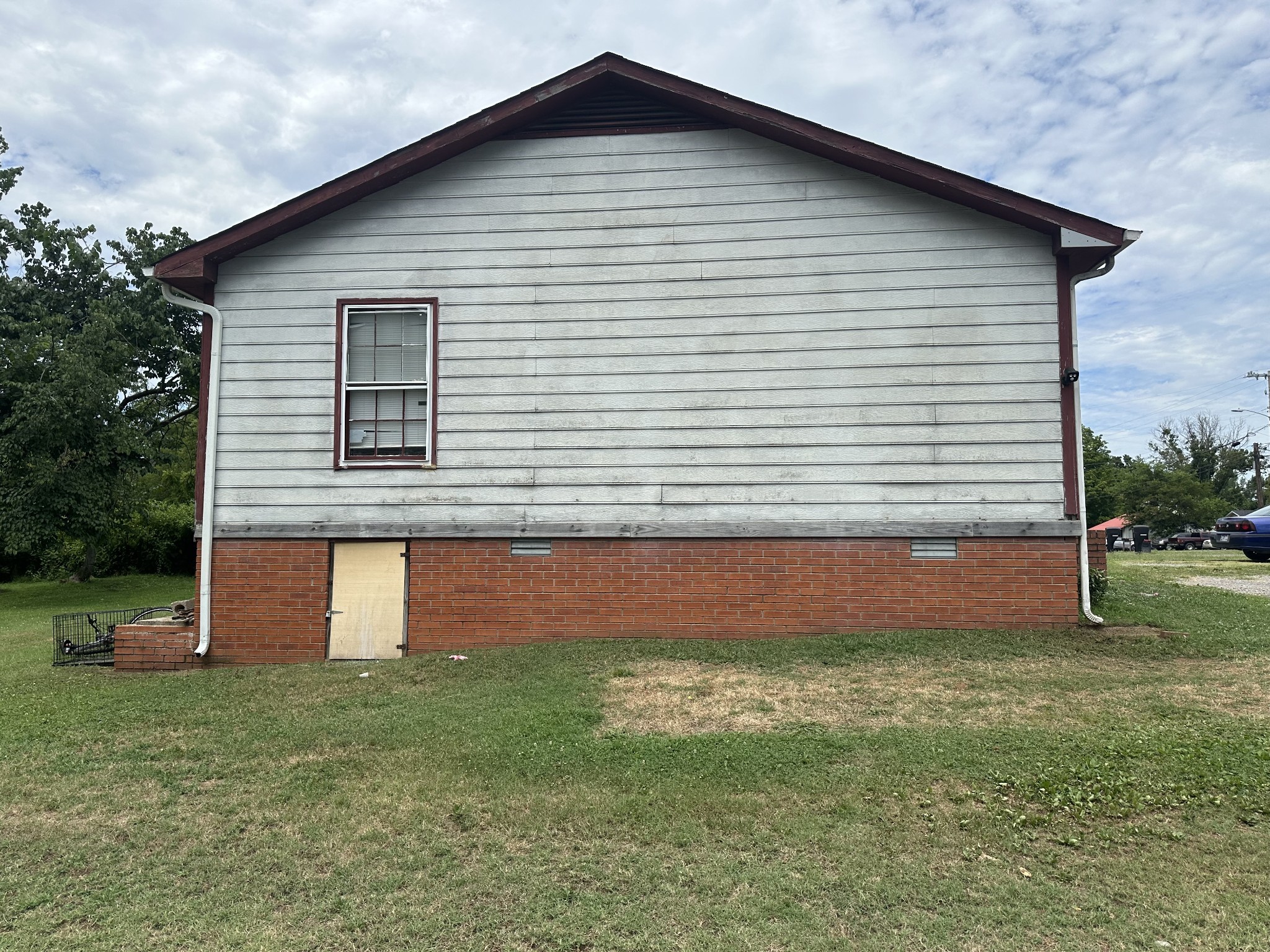 412 Shelby St