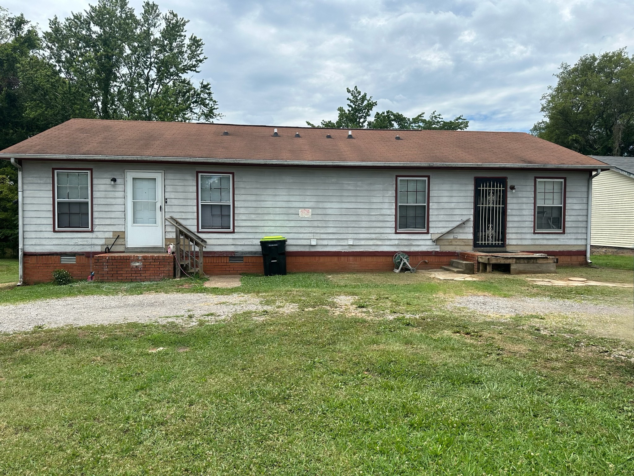 412 Shelby St