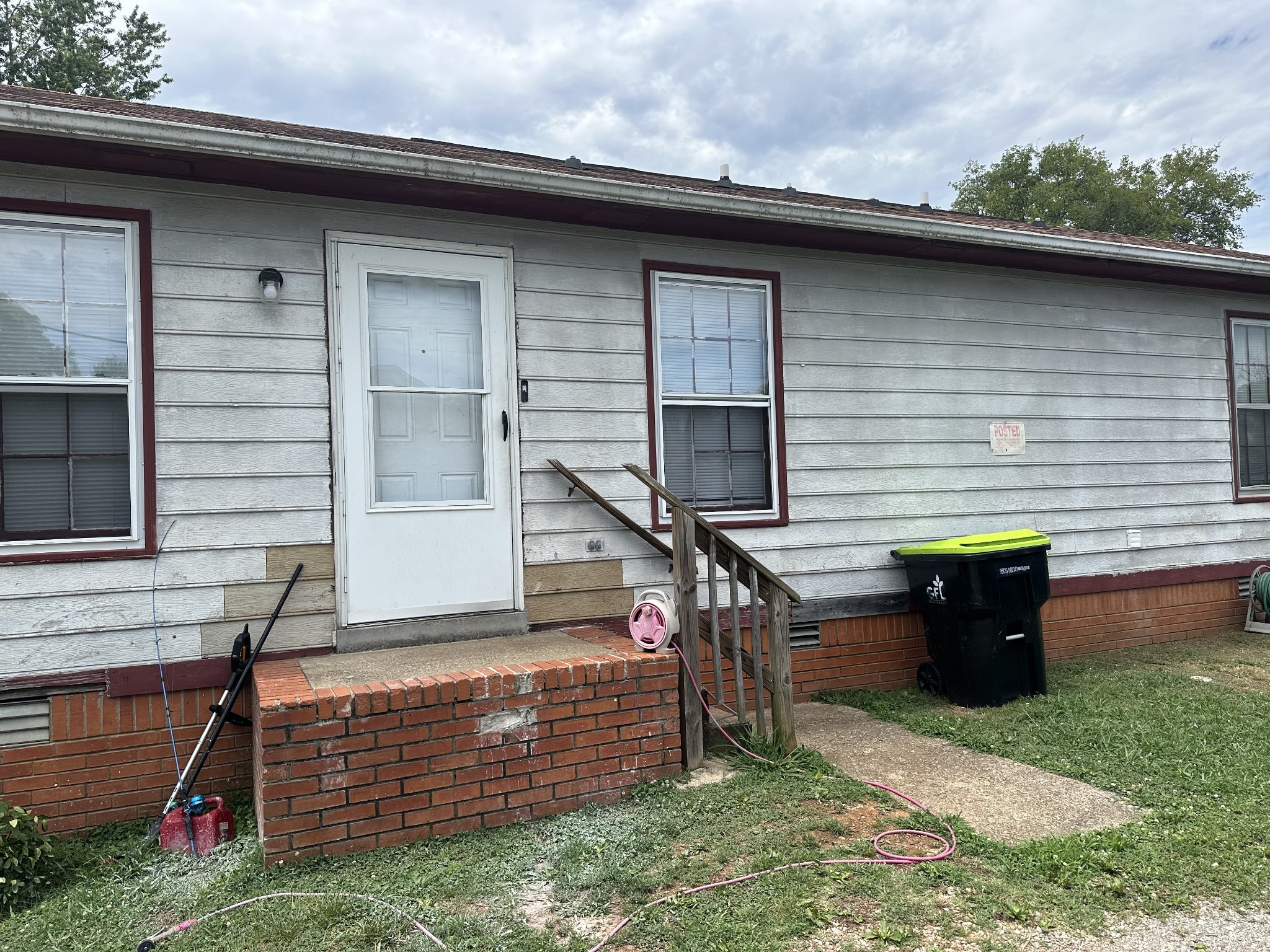 412 Shelby St