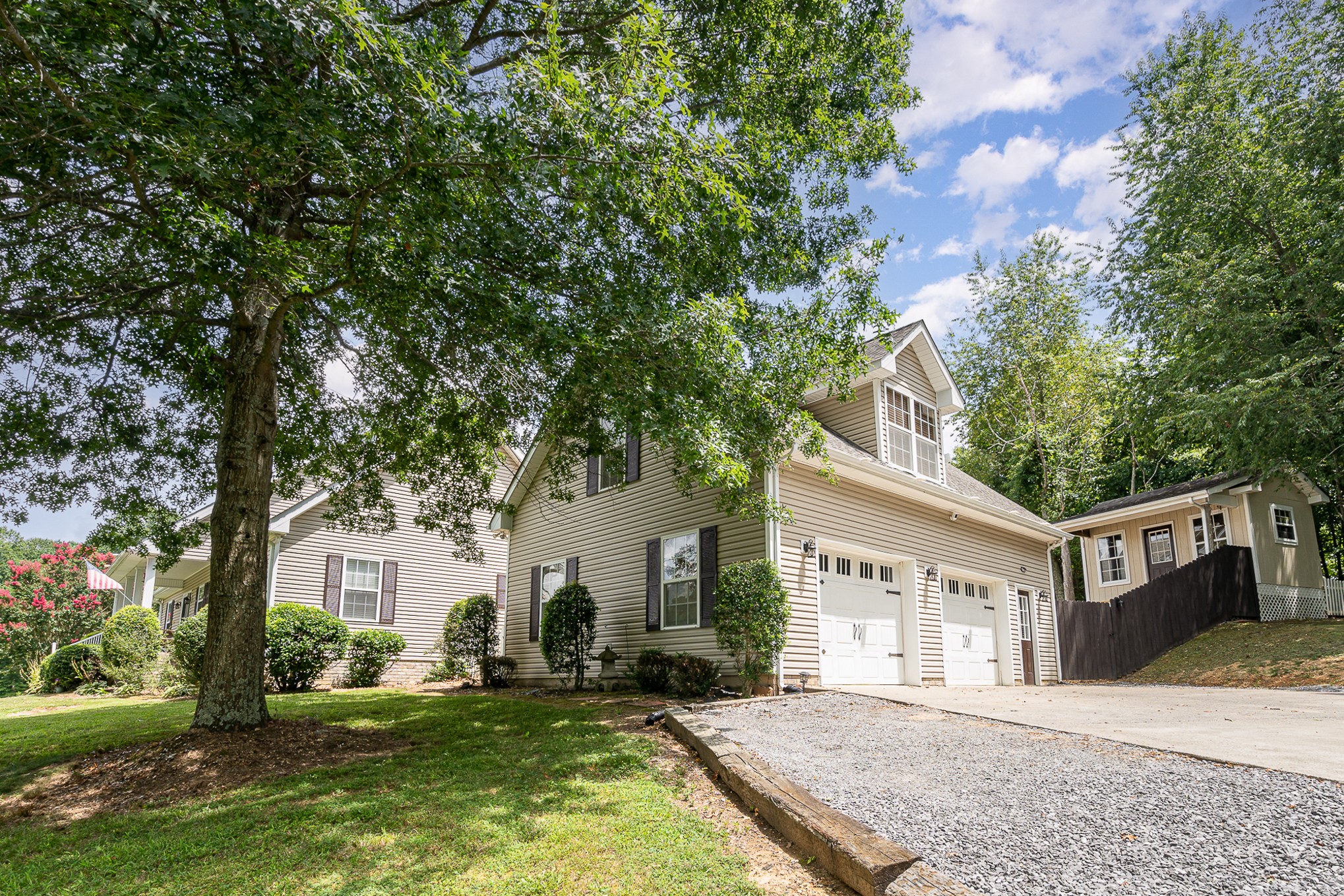 1024 Smith Thompson Rd