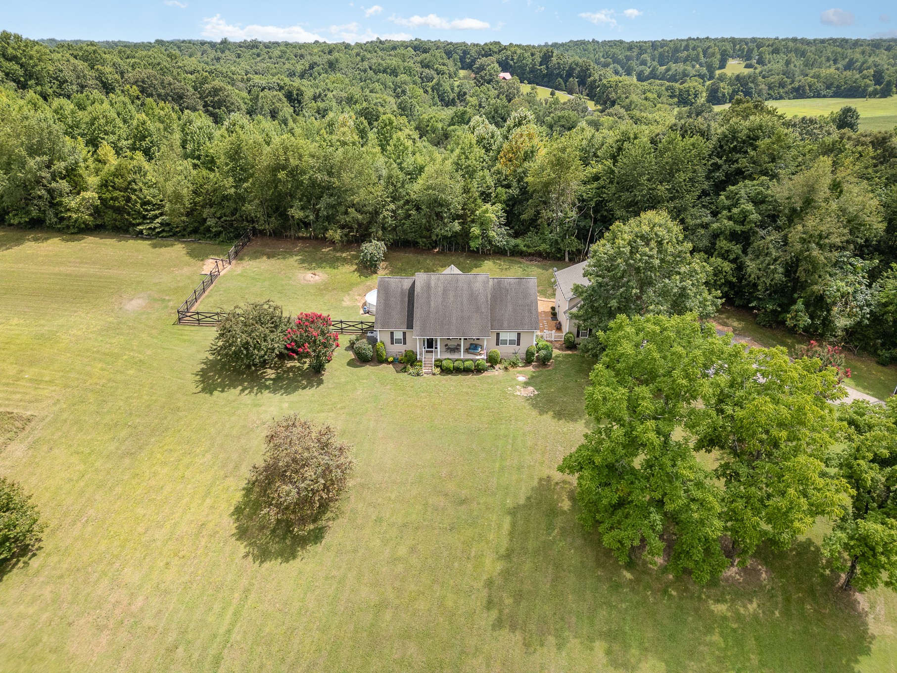 1024 Smith Thompson Rd